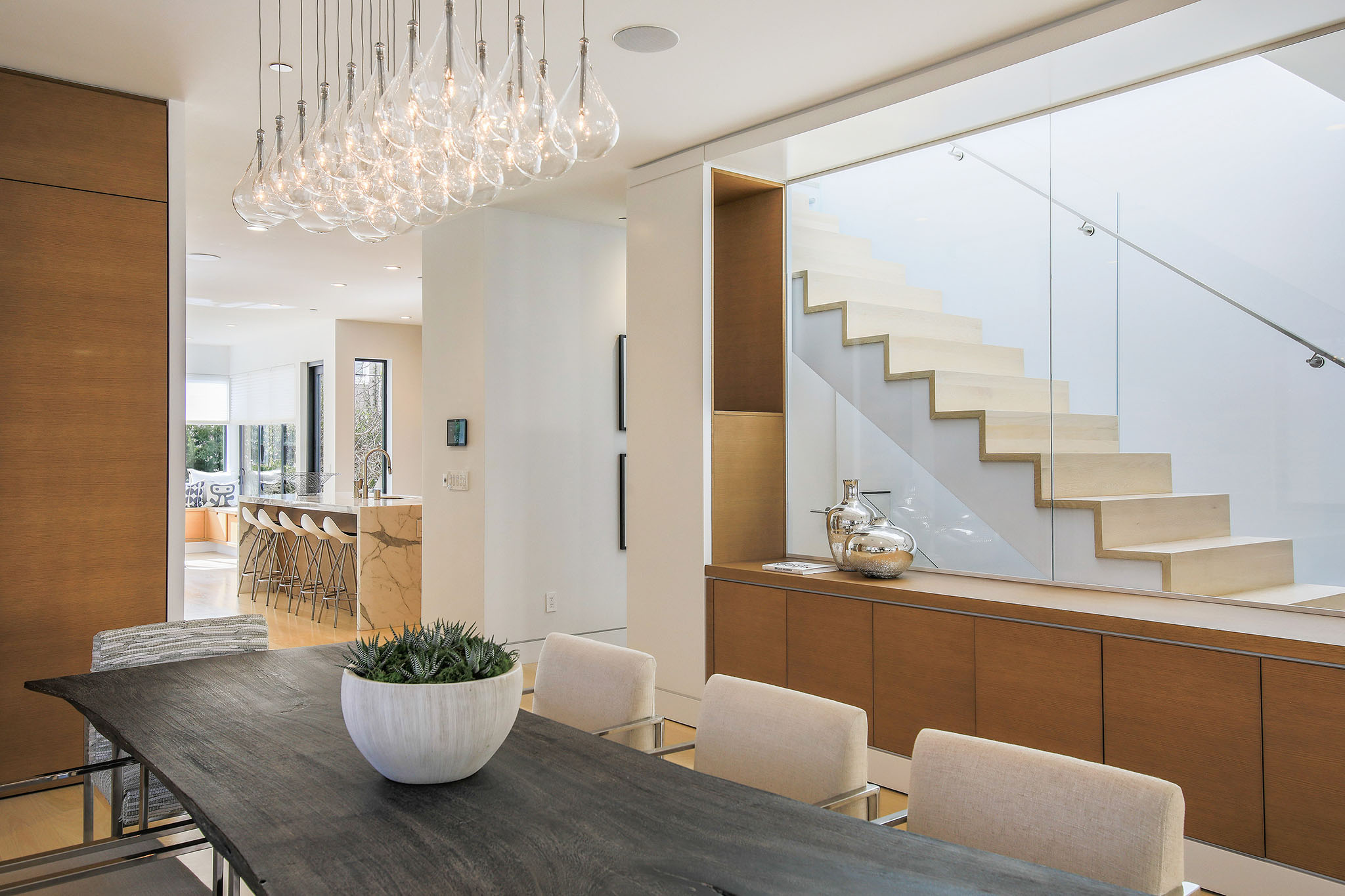 Spacious dining room and view of the stairway