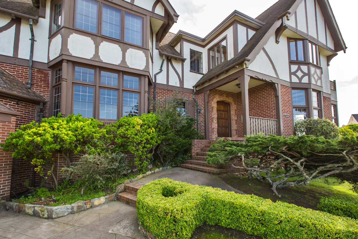 225 Maywood Drive Image 2