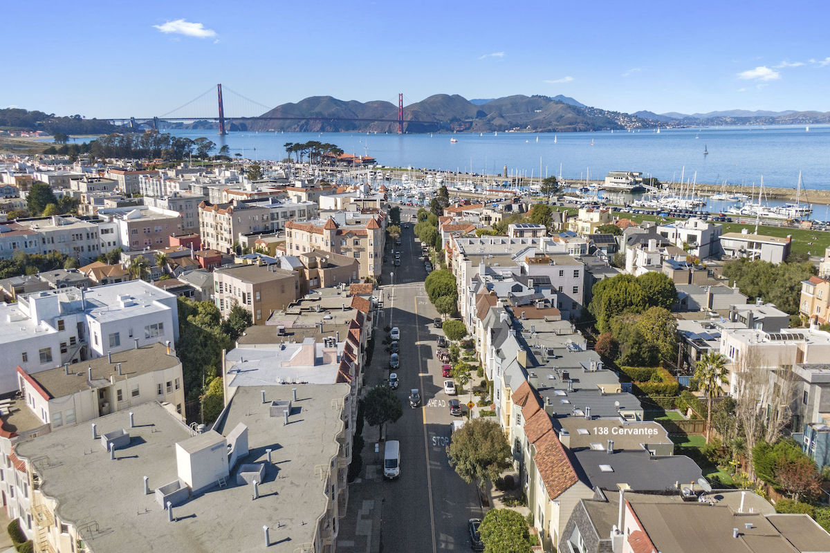 138 Cervantes Boulevard Image 23