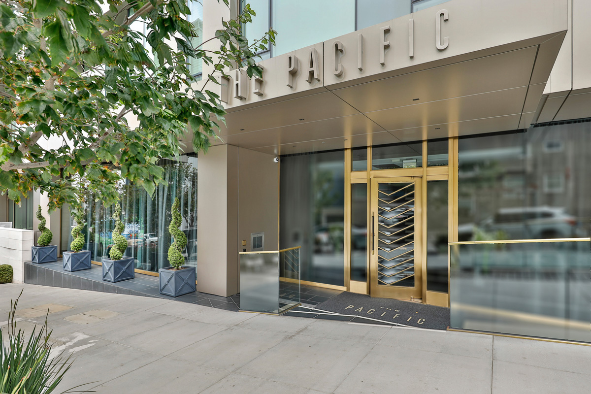 Sacramento Street Lobby Entry to The Pacific at 2121 Webster Street