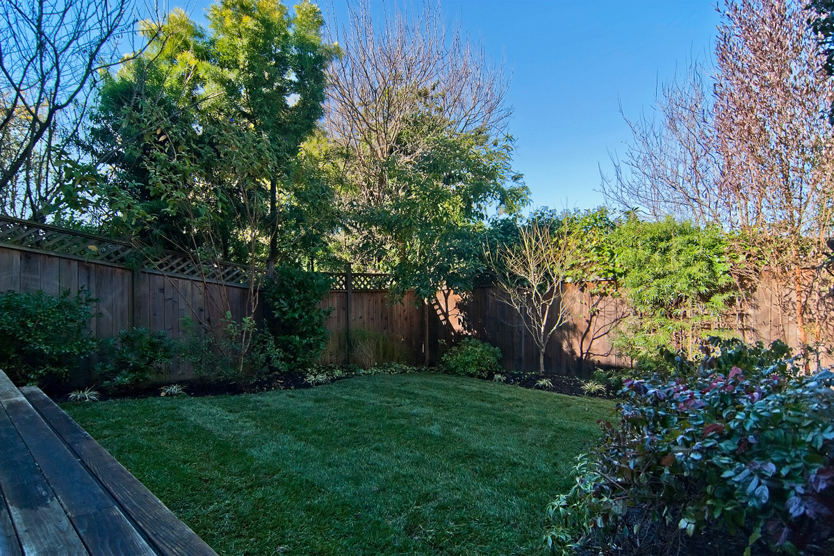 2742 Filbert Street=2013 Image 15