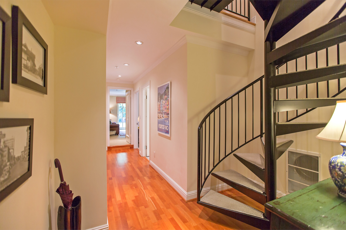 129 Retiro Way=2014 Image 19